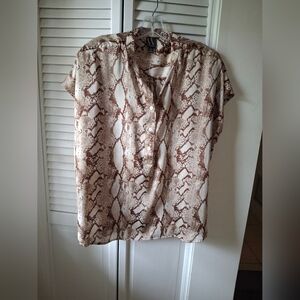 Worthington Tan and Cream Patterned Blouse